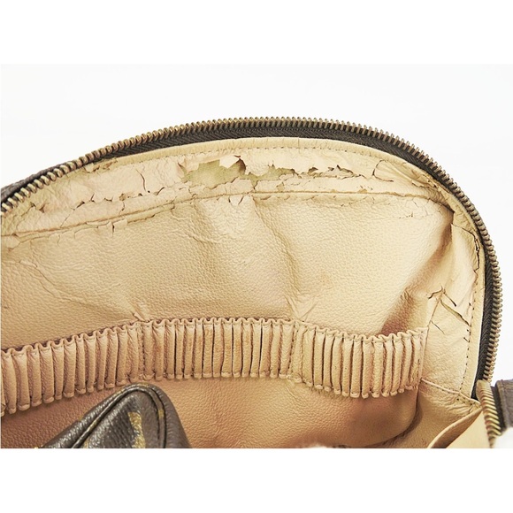 Louis Vuitton Monogram Toiletry Bag in Brown and Gold - Picture 11 of 16